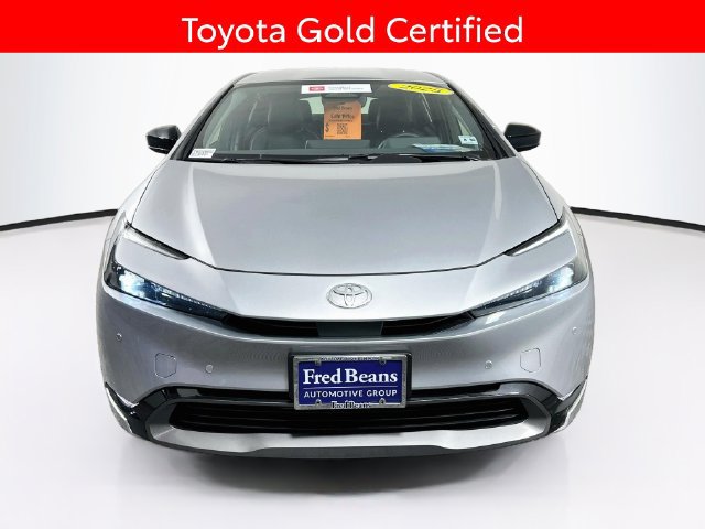 Certified 2025 Toyota Prius XLE AWD/4WD image 2