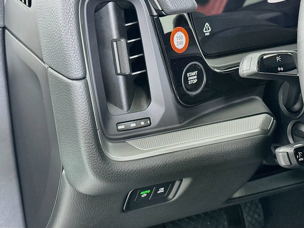 New 2026 Porsche Cayenne AWD/4WD image 11
