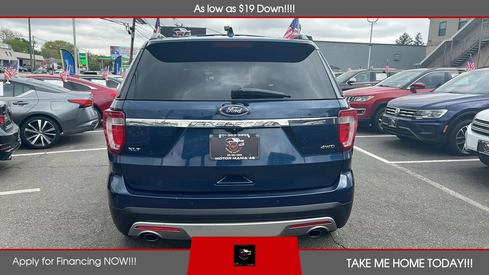 Used 2017 Ford Explorer XLT w/ Equipment Group 202A AWD/4WD image 4