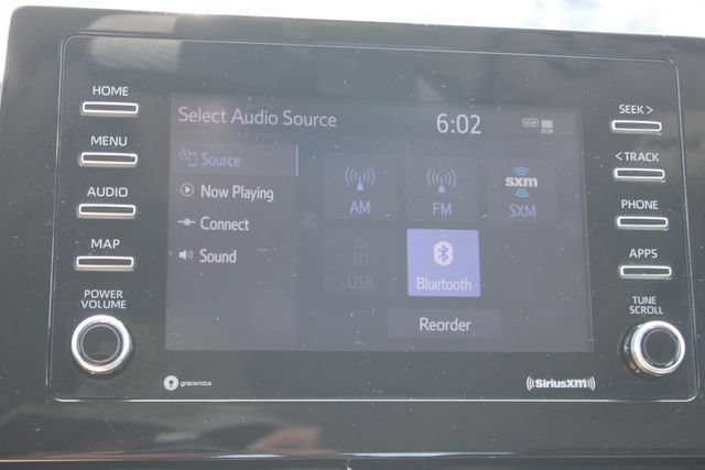 Used 2021 Toyota Camry SE AWD/4WD image 6