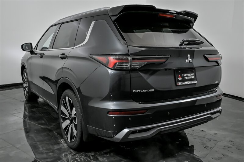 New 2026 Mitsubishi Outlander SEL FWD image 7