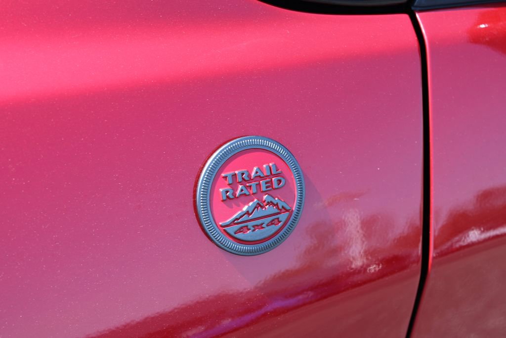 Used 2025 Jeep Compass Trailhawk image 18