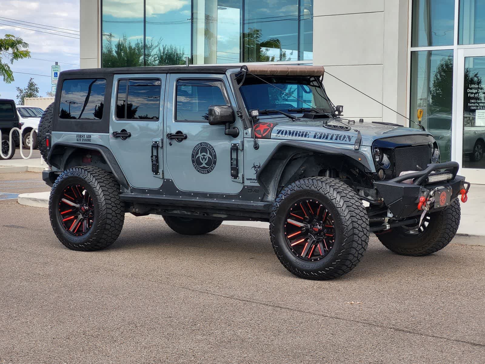 Used 2015 Jeep Wrangler Unlimited Sport AWD/4WD image 3