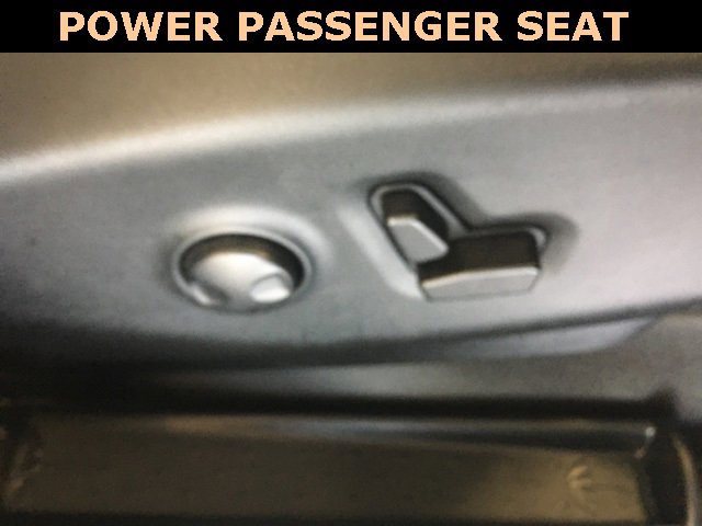 Certified 2025 Chrysler Pacifica Limited image 35