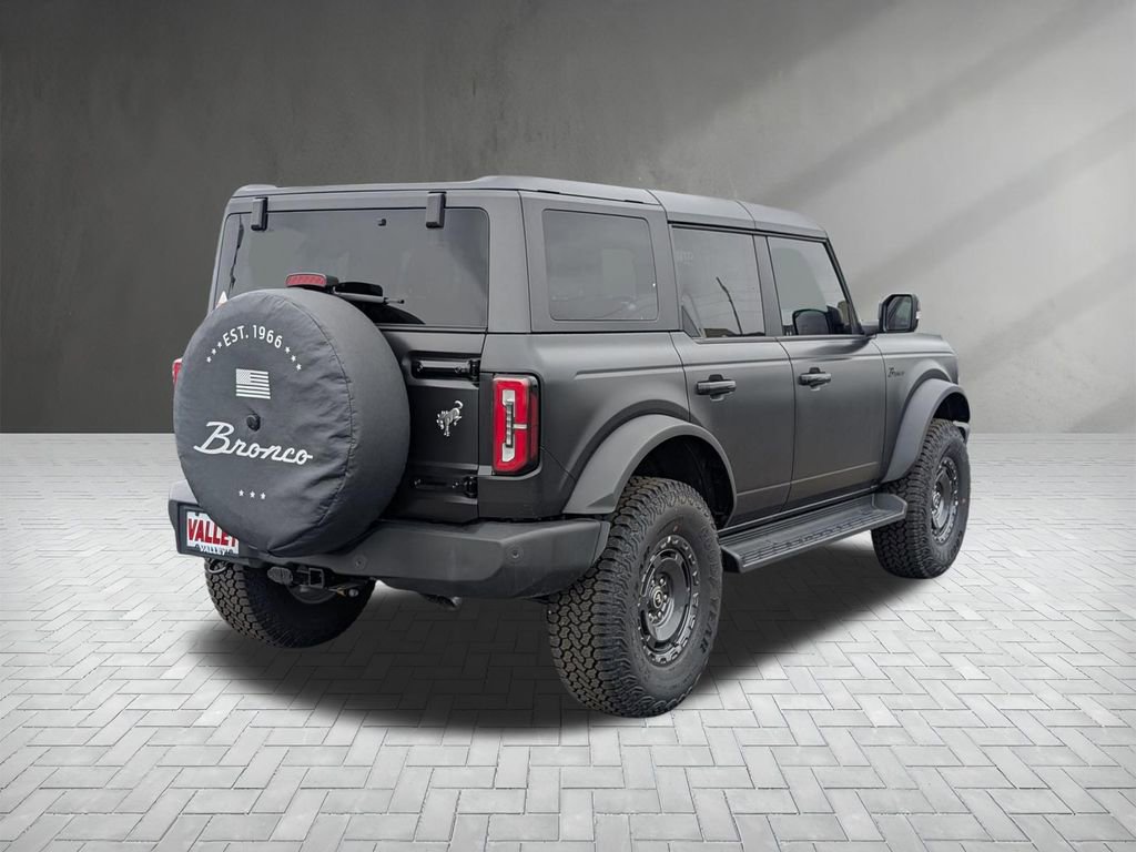 New 2025 Ford Bronco Outer Banks w/ Sasquatch Package image 9