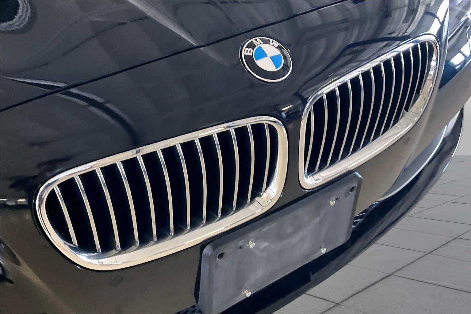 Used 2012 BMW 535i xDrive Sedan AWD/4WD image 29