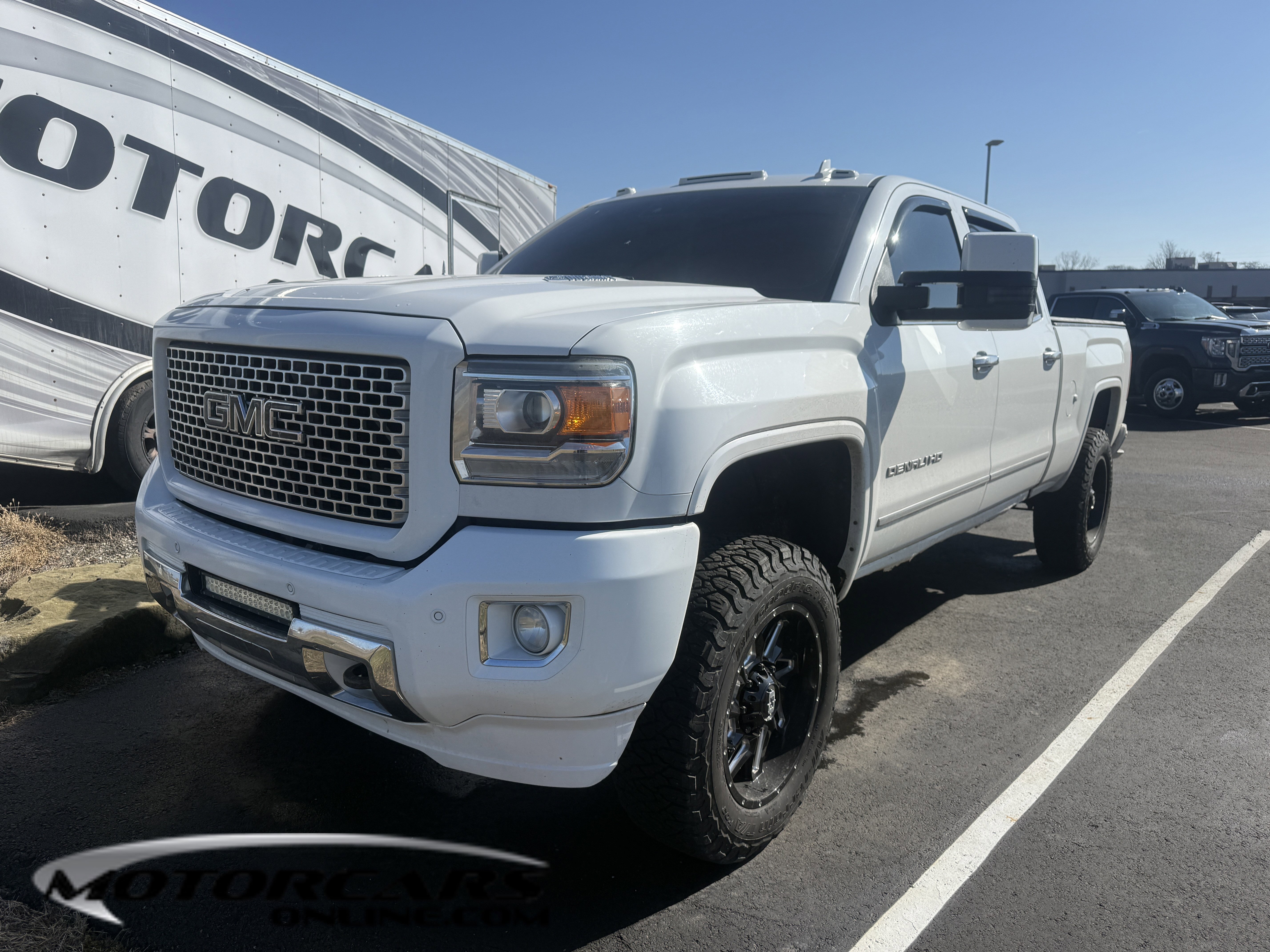 Used 2015 GMC Sierra 2500 Denali w/ Duramax Plus Package image 1
