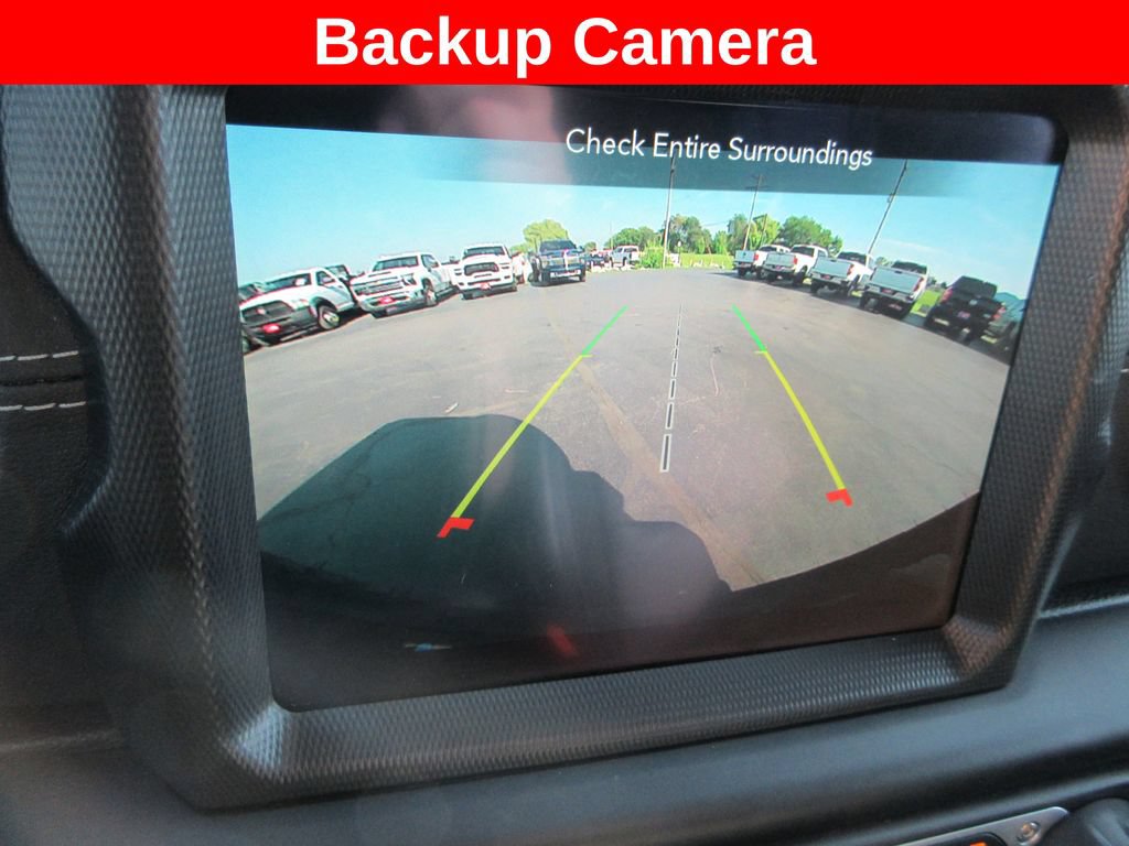 Used 2023 Jeep Wrangler Unlimited Sahara AWD/4WD image 17