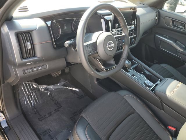 Used 2025 Nissan Pathfinder Rock Creek image 18