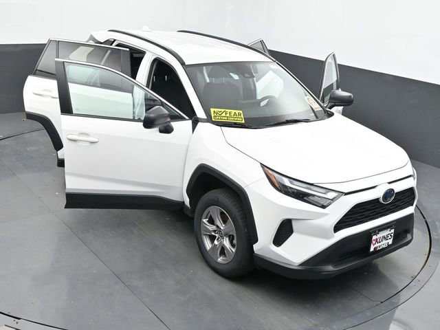 Used 2024 Toyota RAV4 LE AWD/4WD image 56