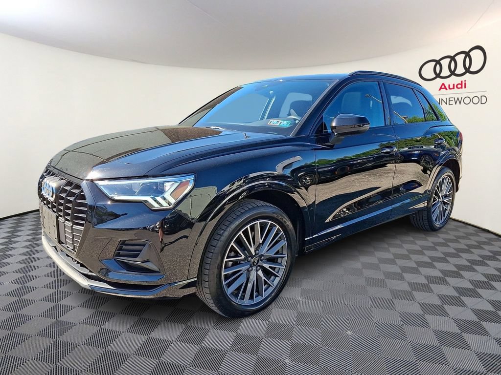 Certified 2023 Audi Q3 2.0T Premium w/ Convenience Package AWD/4WD image 3