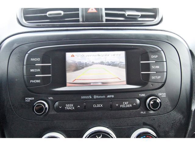 Used 2016 Kia Soul + image 24