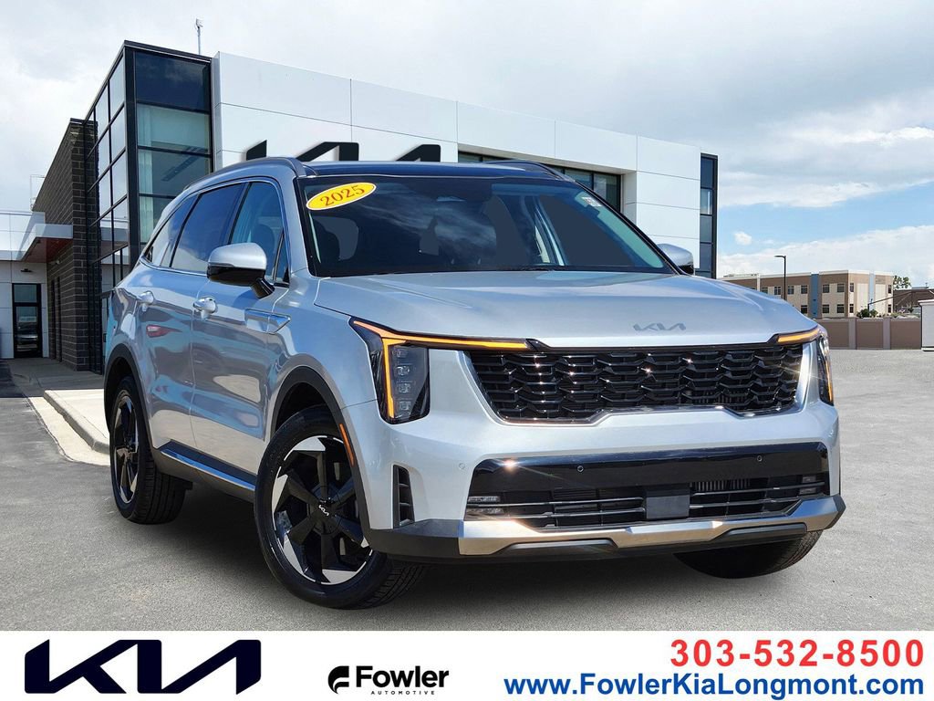 Certified 2025 Kia Sorento EX w/ EX Panoramic Sunroof Package FWD image 1