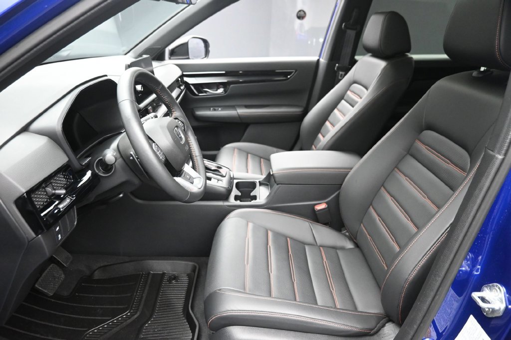 Used 2025 Honda CR-V Sport Touring image 16