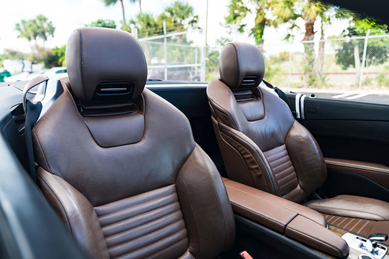 Used 2015 Mercedes-Benz SL 550 image 13