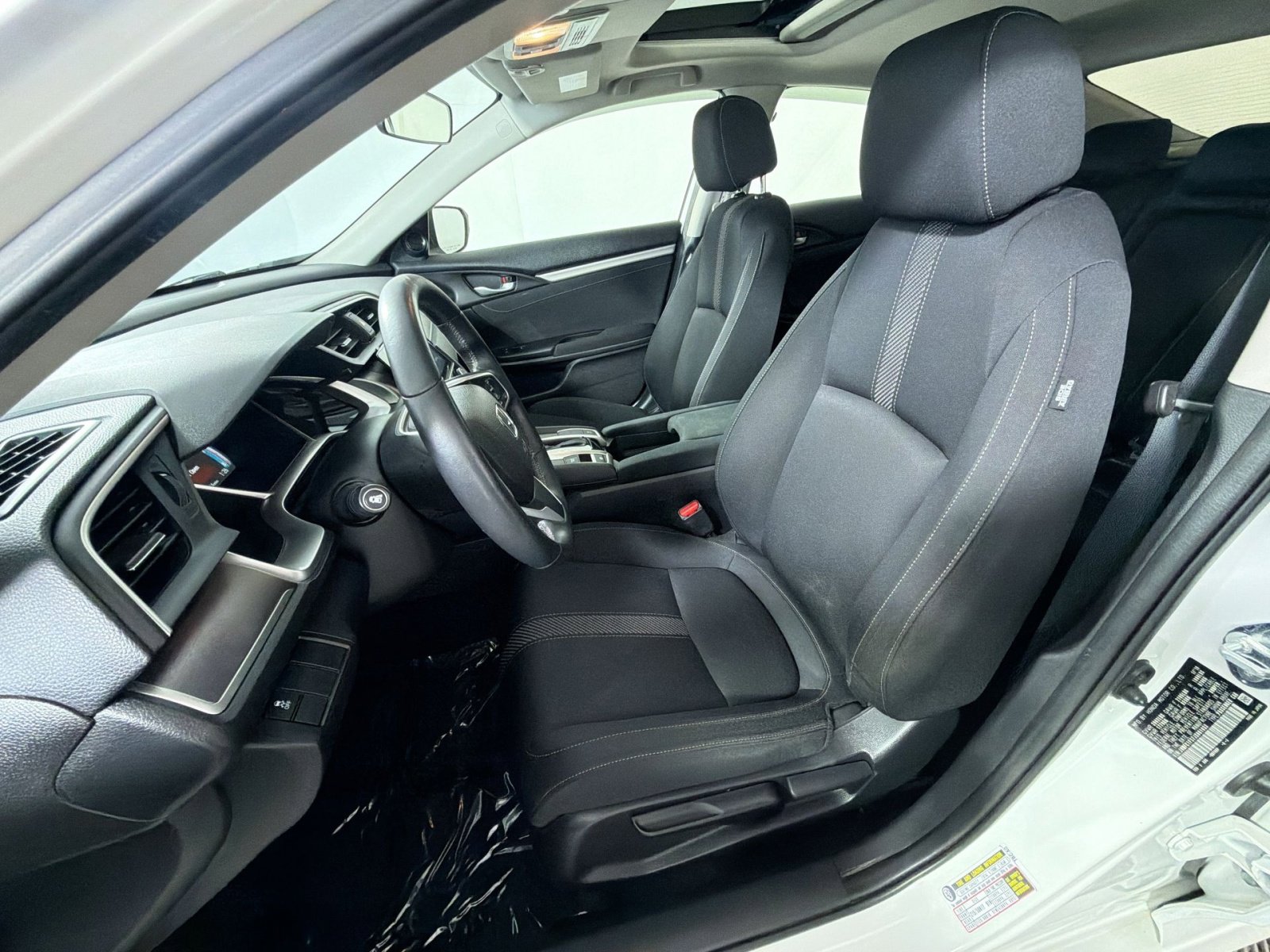 Used 2018 Honda Civic EX-T image 13