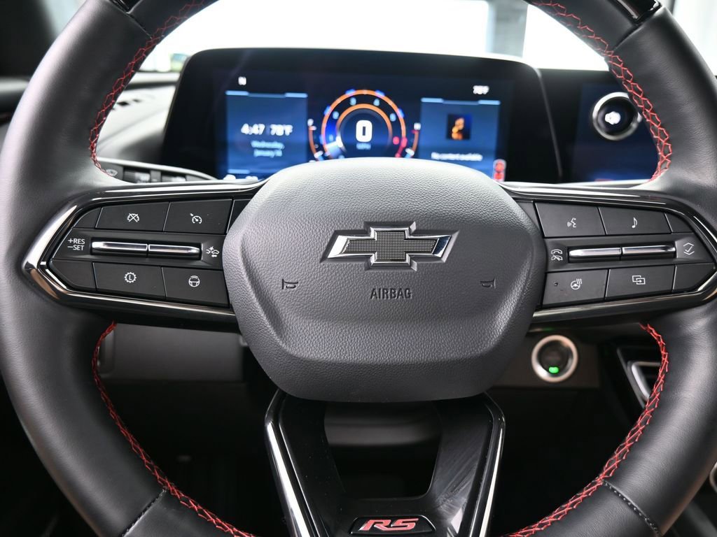 Used 2024 Chevrolet Traverse RS image 38