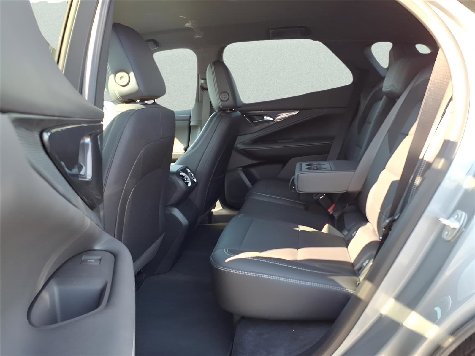 New 2025 Chevrolet Blazer EV LT image 10