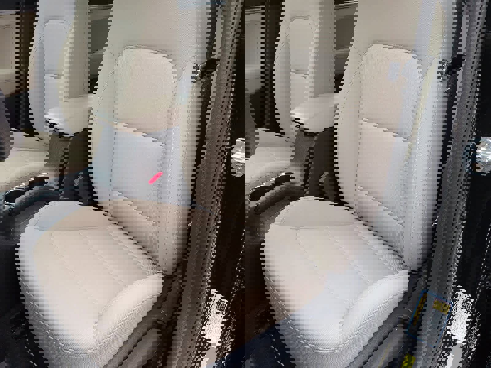 Used 2018 Hyundai Elantra SE image 17