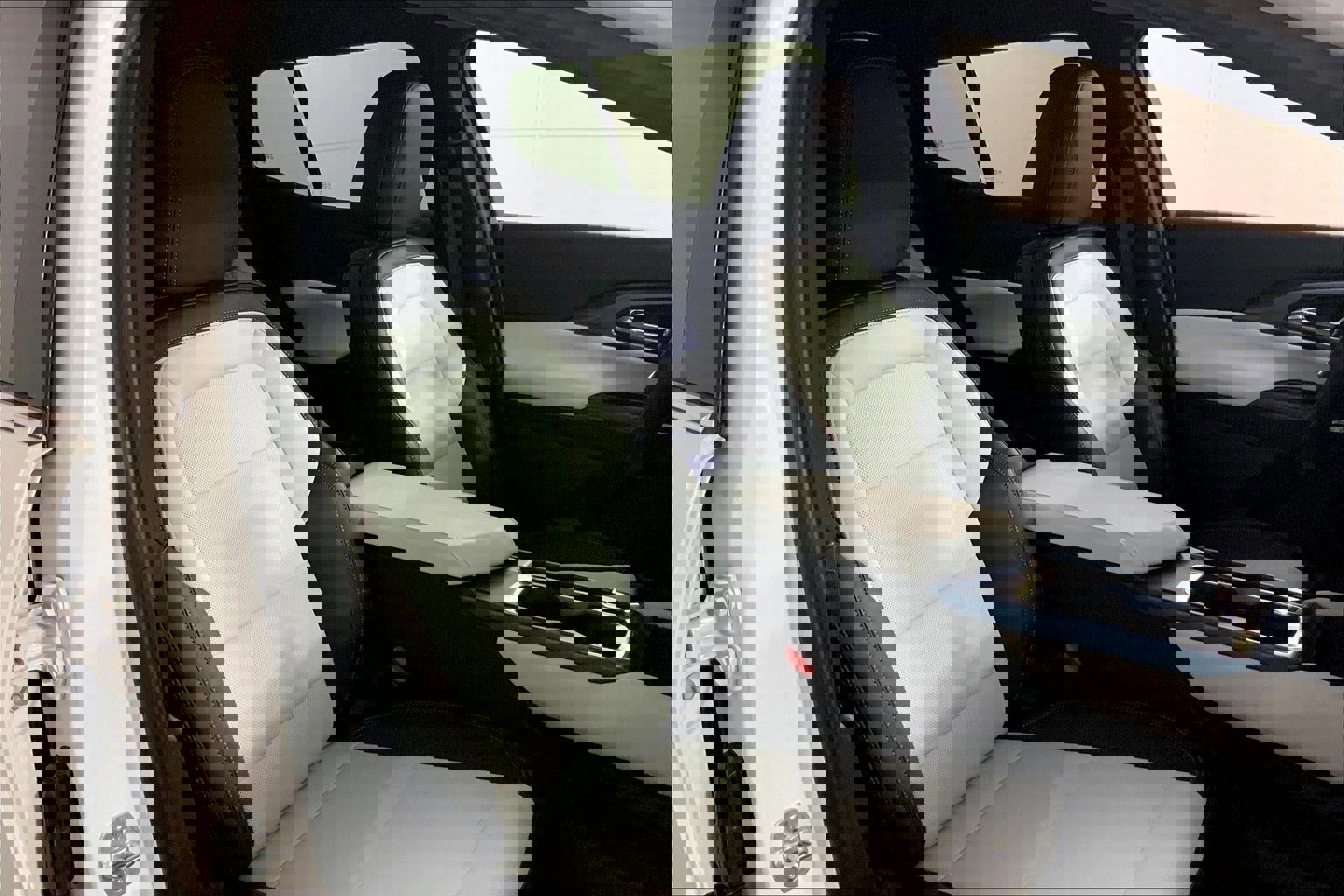 Used 2025 Chevrolet Equinox EV LT FWD image 7