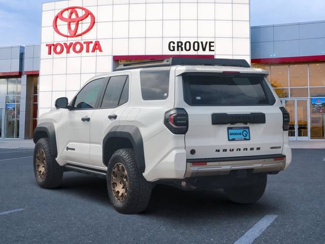 Used 2025 Toyota 4Runner Trailhunter AWD/4WD image 3