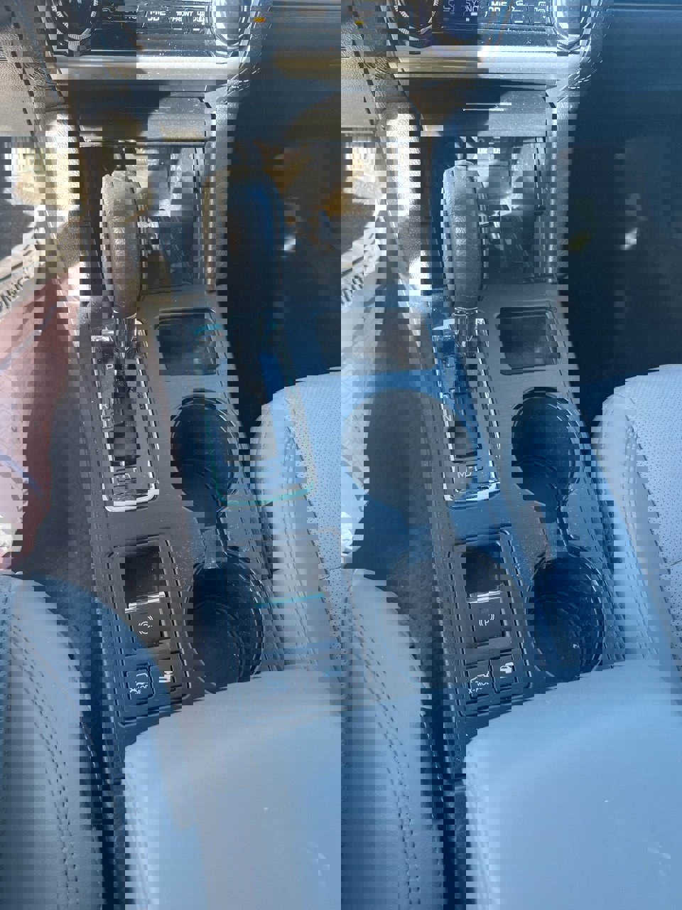 Used 2018 Subaru Outback 2.5i Limited w/ Popular Package #2 image 10