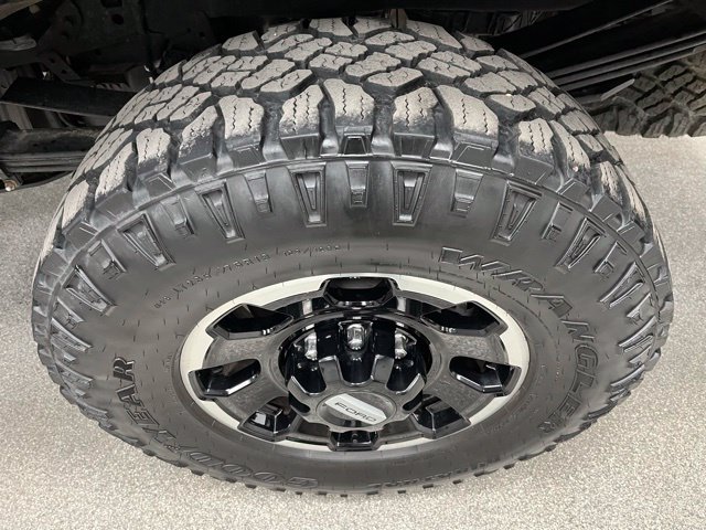 Used 2025 Ford F350 Platinum w/ Tremor Off-Road Package AWD/4WD image 16