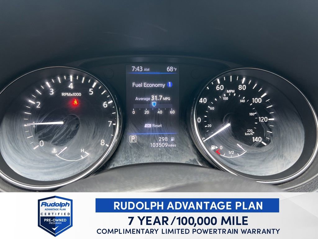 Used 2018 Nissan Rogue SV w/ Premium Package FWD image 12