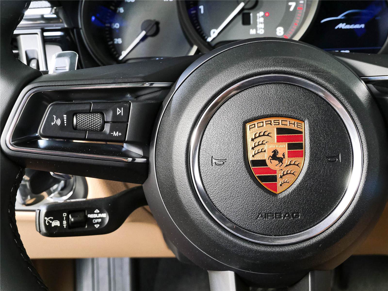 Used 2026 Porsche Macan Turbo AWD/4WD image 11