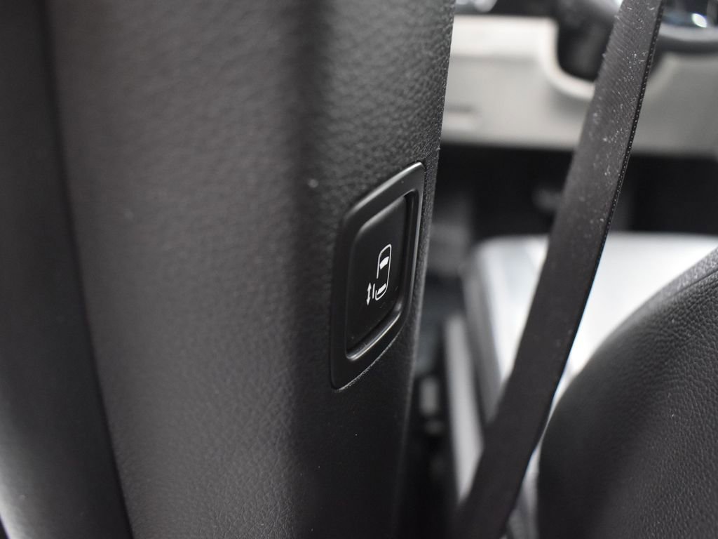 Used 2022 Kia Carnival SX Prestige image 10