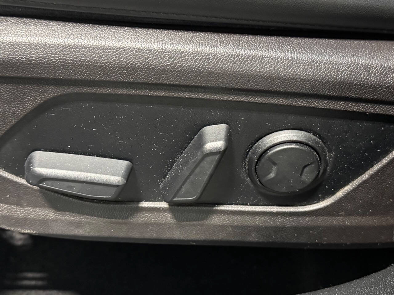 Used 2021 Kia Sorento EX AWD/4WD image 13