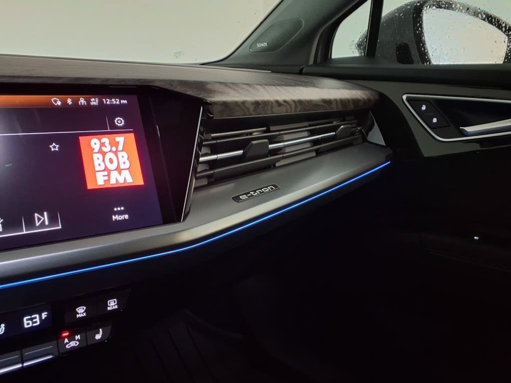 New 2025 Audi Q4 e-tron Premium Plus AWD/4WD image 23