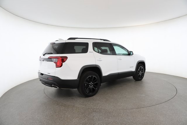 Used 2023 GMC Acadia SLE w/ Driver Convenience Package image 18