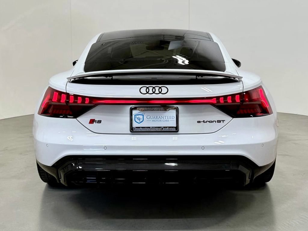 Used 2024 Audi RS e-tron GT w/ Carbon Performance Package AWD/4WD image 16
