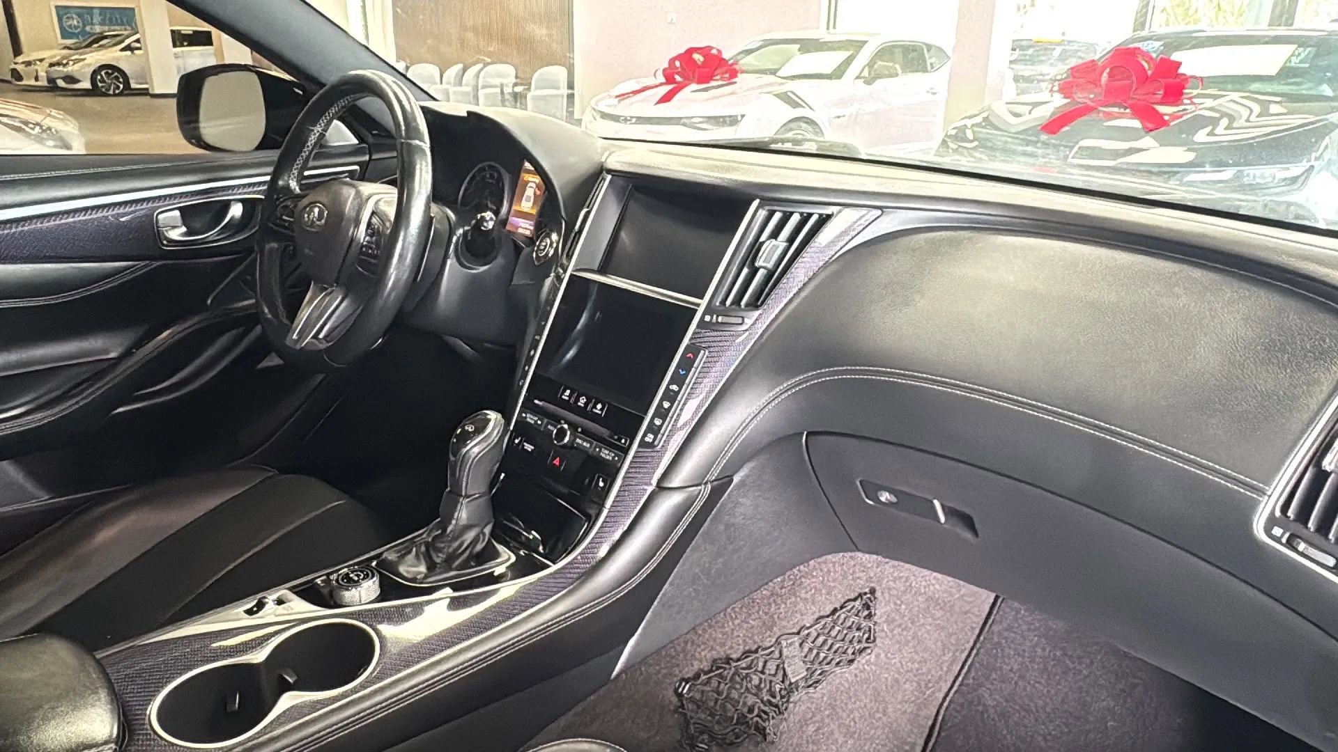 Used 2018 INFINITI Q60 3.0t Sport w/ Sensory Package 3.0T Sport AWD/4WD image 9