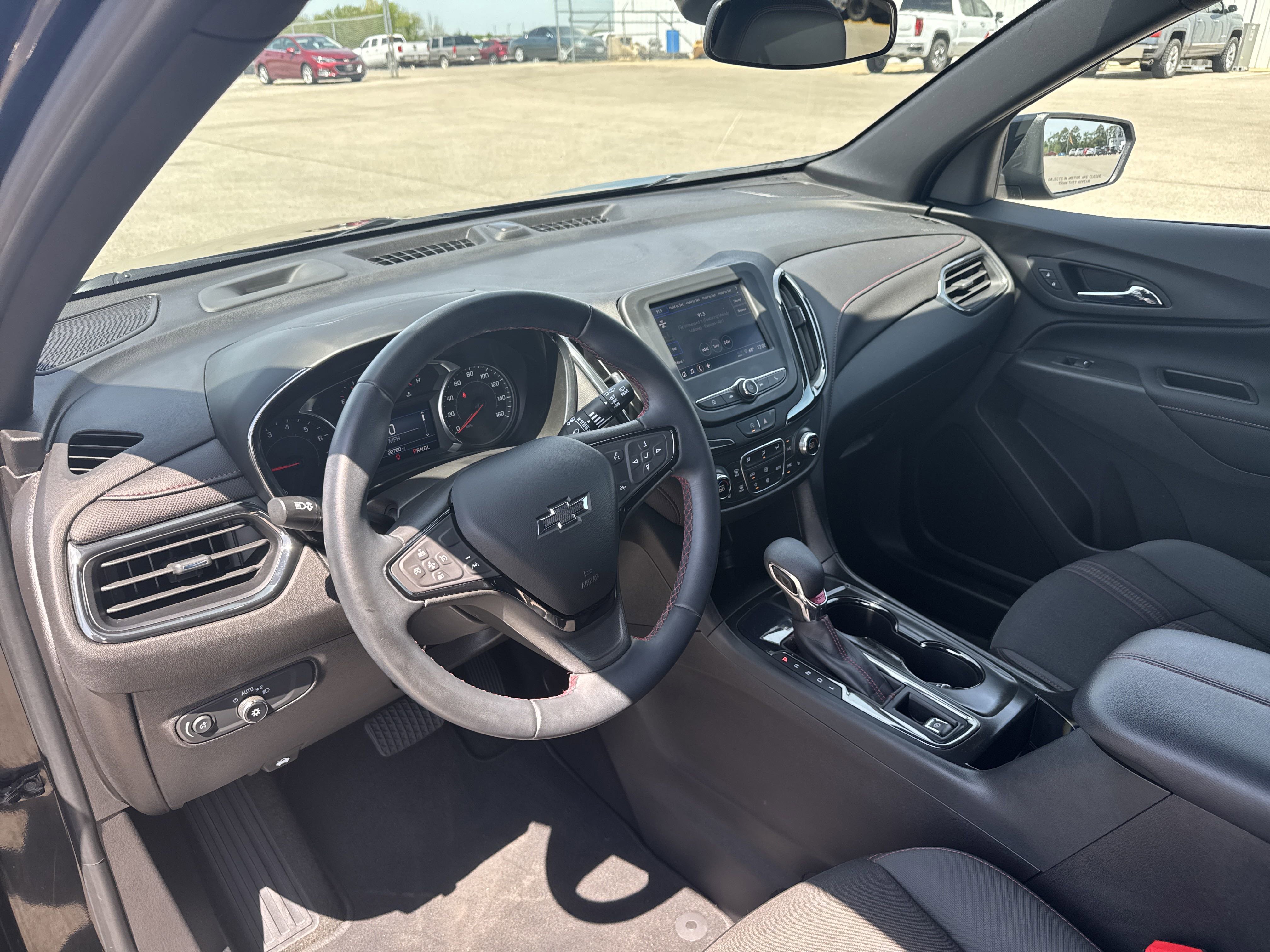 Used 2024 Chevrolet Equinox RS image 9