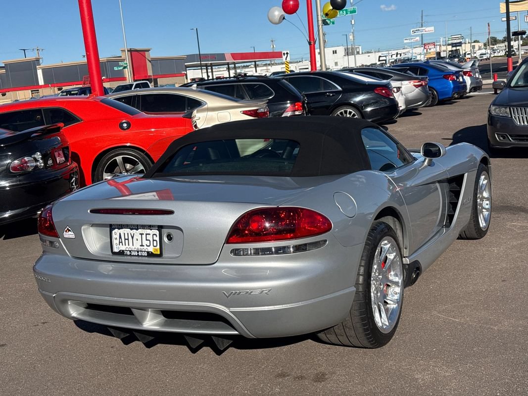 Used 2004 Dodge Viper SRT-10 RWD image 10