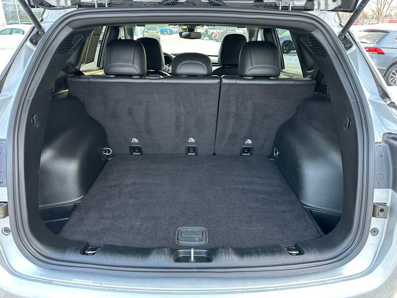 Used 2024 Jeep Compass Limited image 14