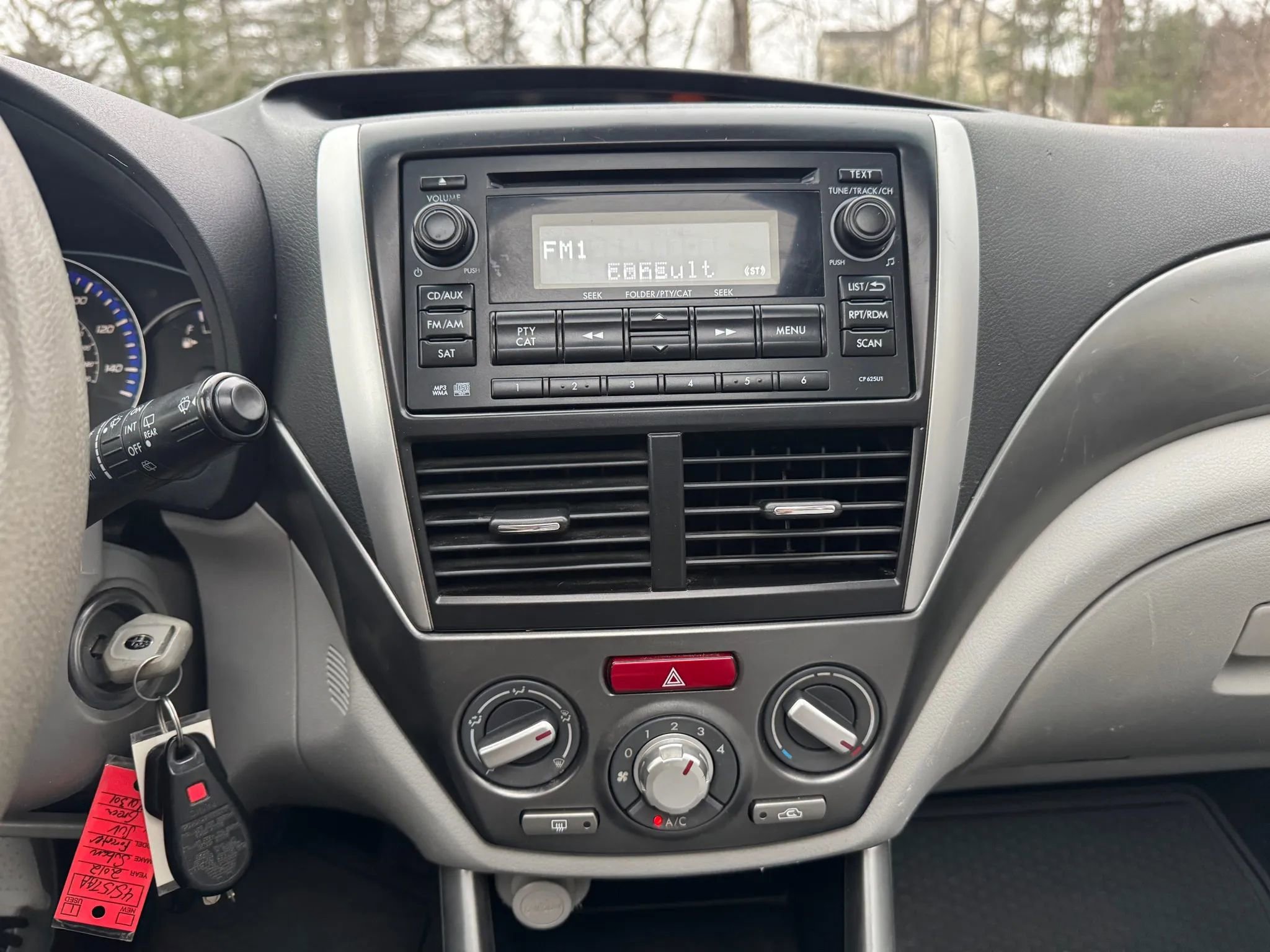 Used 2012 Subaru Forester 2.5X Premium w/ All-Weather Pkg image 21