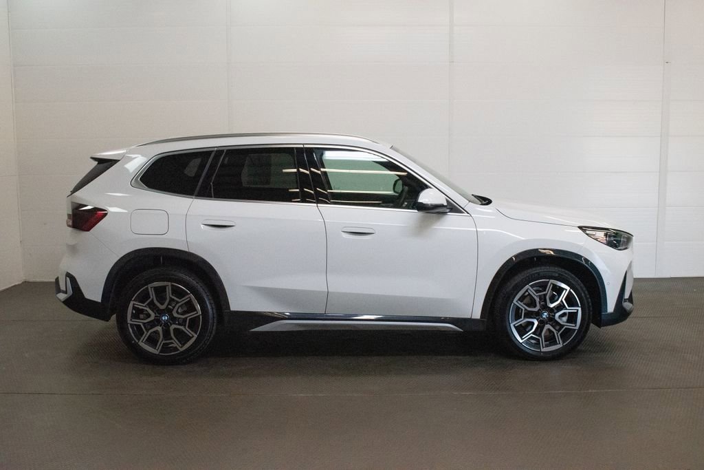 Certified 2026 BMW X1 xDrive28i w/ Convenience Package image 3