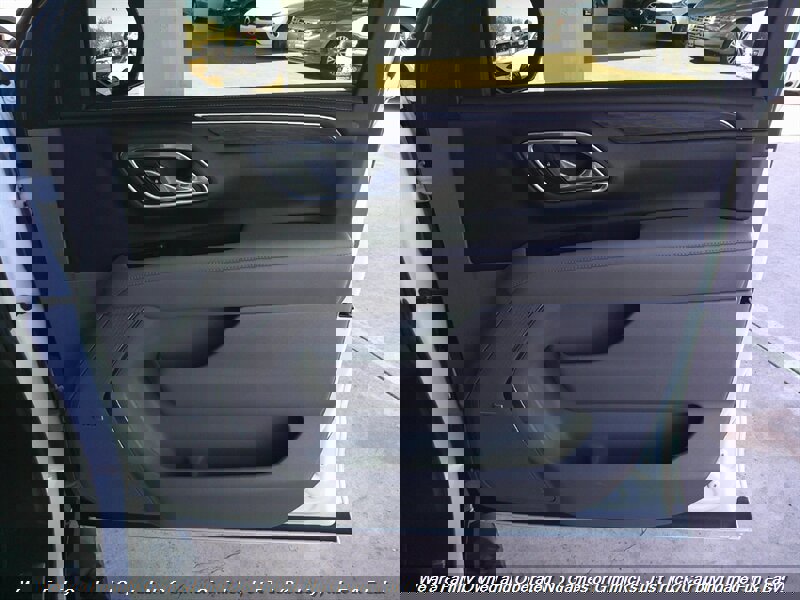 Used 2021 Chevrolet Suburban Z71 w/ Z71 Off-Road Package AWD/4WD image 36