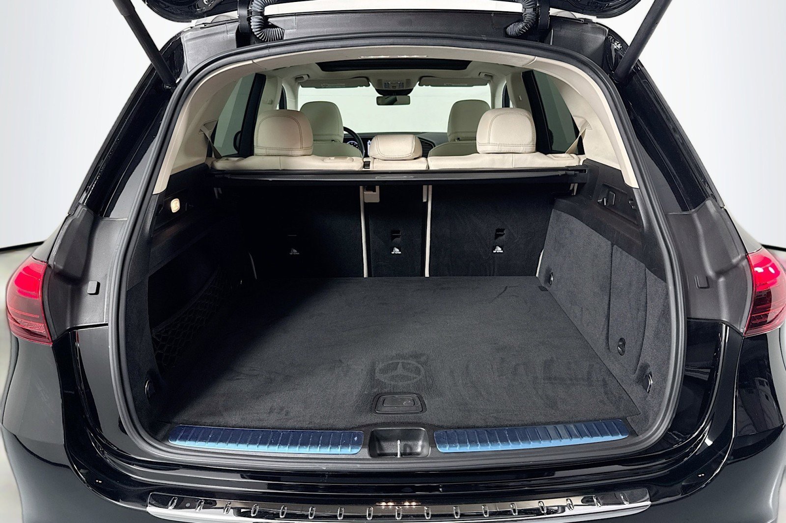 Used 2024 Mercedes-Benz GLE 350 4MATIC image 23