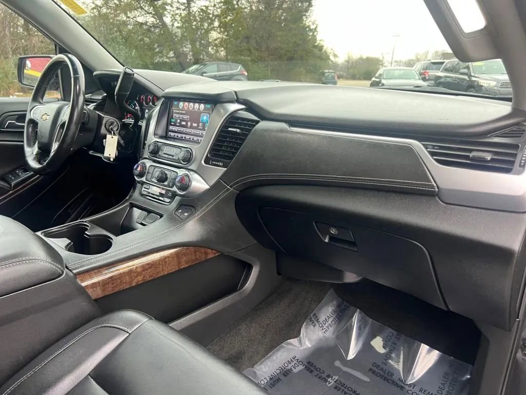 Used 2018 Chevrolet Tahoe LT image 16