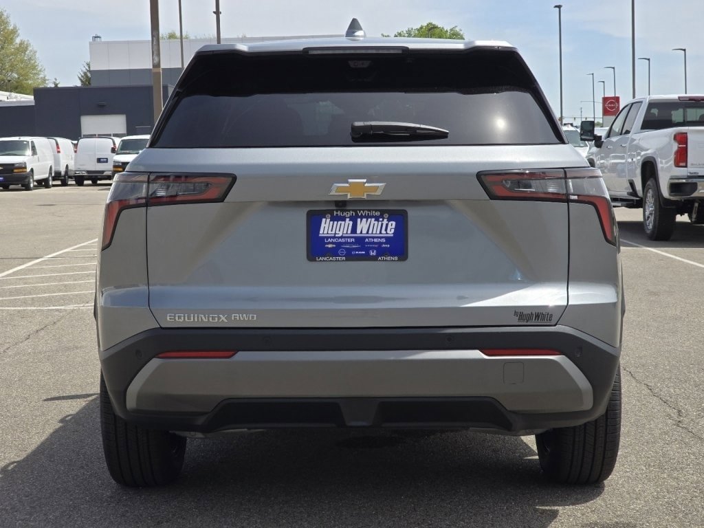 New 2026 Chevrolet Equinox LT AWD/4WD image 15