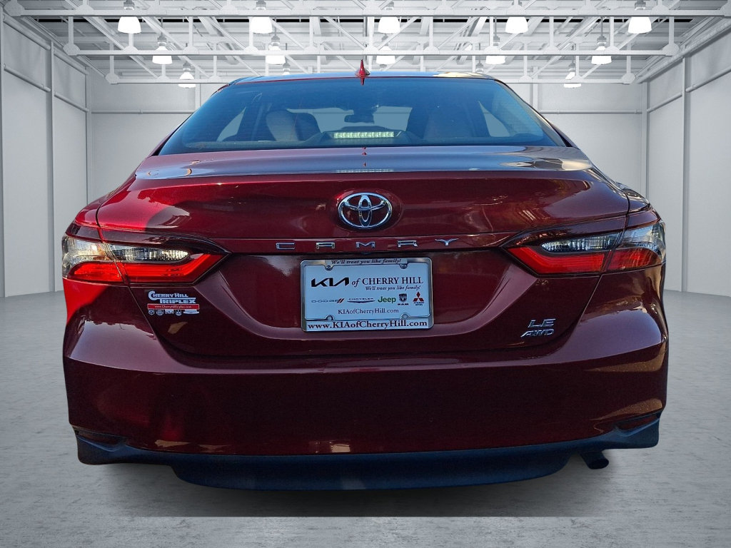 Used 2021 Toyota Camry LE AWD/4WD image 7