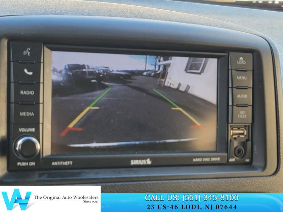 Used 2019 Dodge Grand Caravan SE w/ UConnect Hands-Free Group image 20