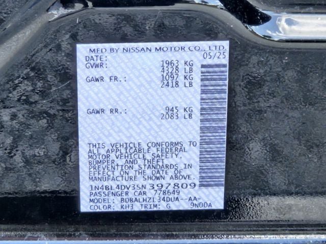 Used 2025 Nissan Altima 2.5 SV FWD image 43