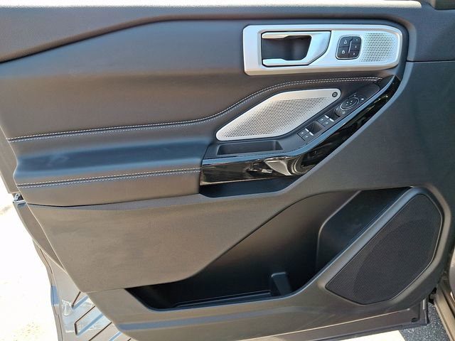 Used 2023 Ford Explorer ST w/ Equipment Group 401A image 12