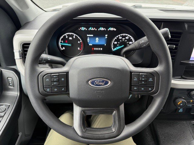 New 2026 Ford F550 4x4 Crew Cab image 19