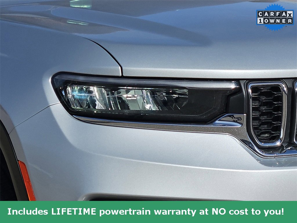 Used 2025 Jeep Grand Cherokee Laredo image 8